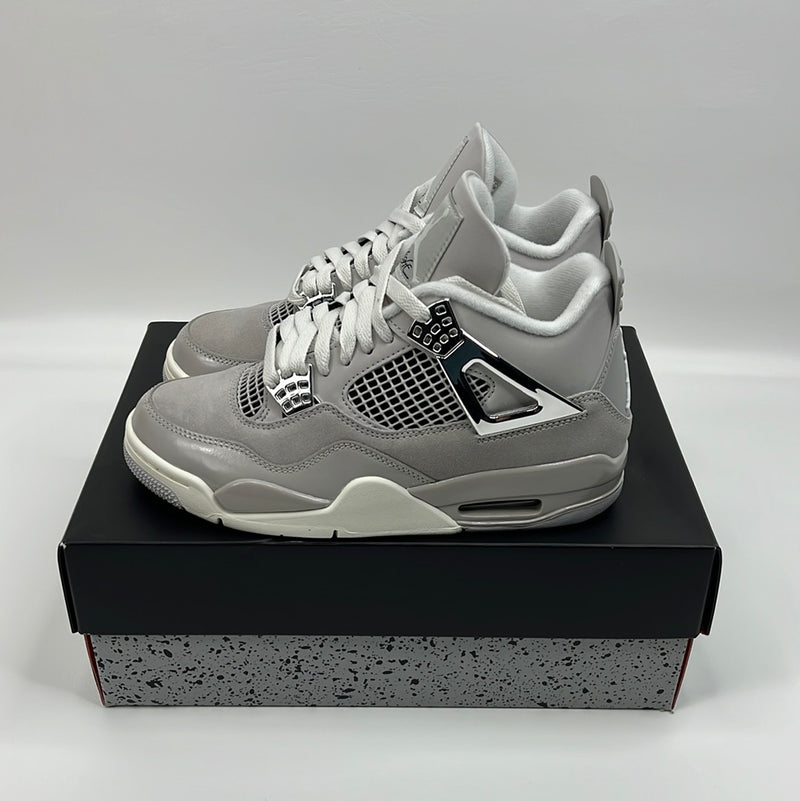 W Air Jordan 4 Retro