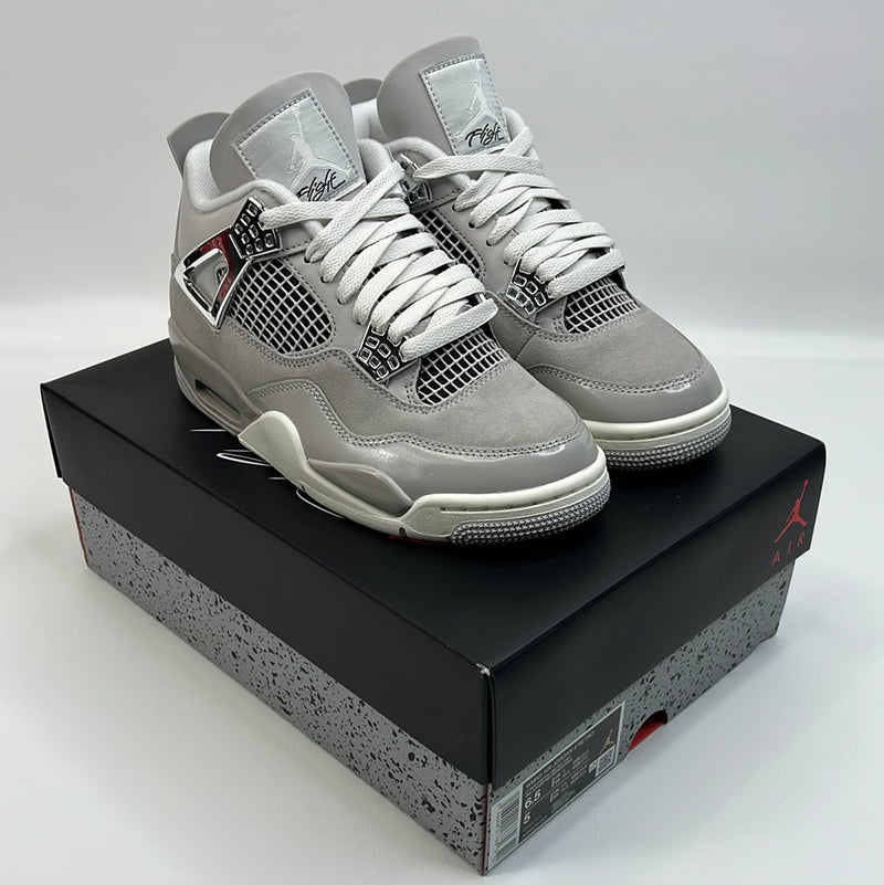 W Air Jordan 4 Retro