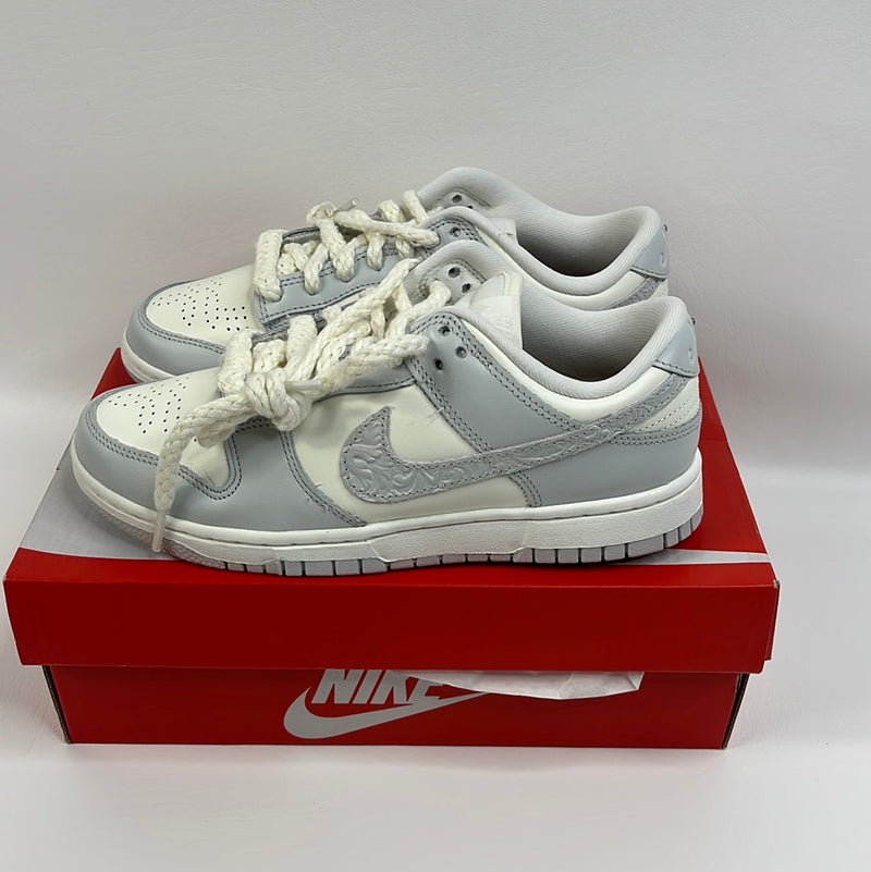 W Nike Dunk Low